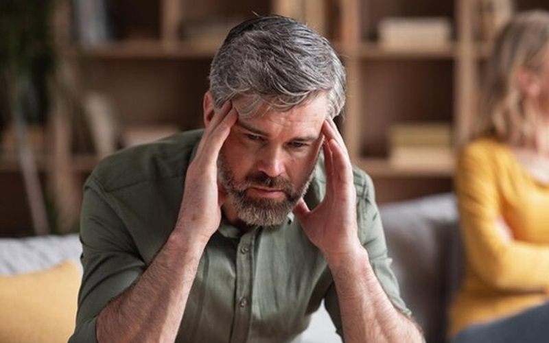 علائم رایج بحران میانسالی: آیا شما آنها را تجربه میکنید؟